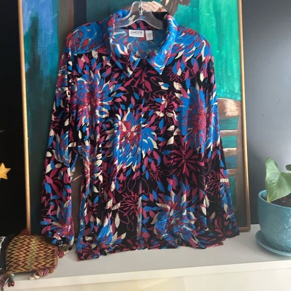 Chico's Bold Blue and Pink Floral Button Down Shirt Size 3 - Picture 4 of 16
